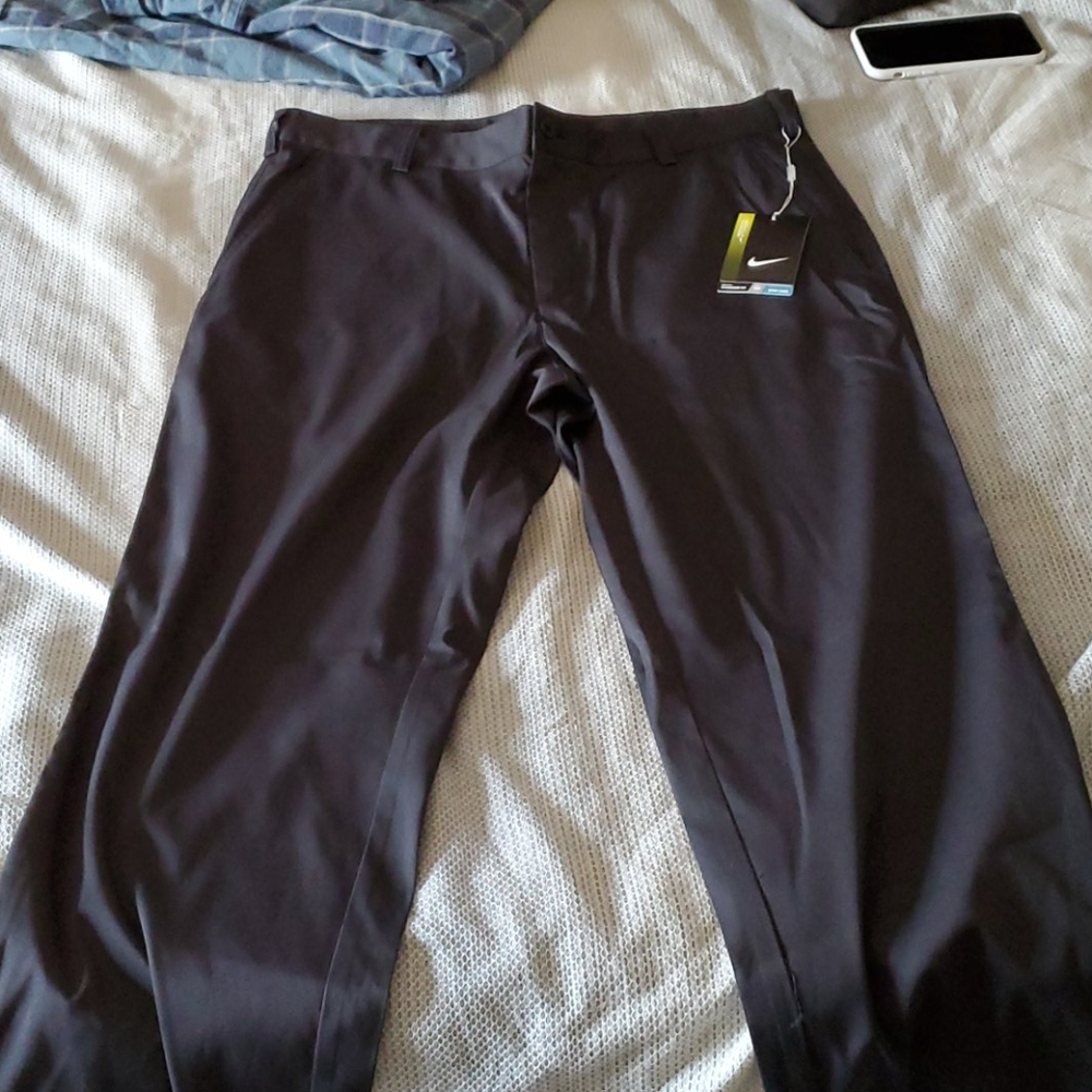 Nike Golf Men's Pants Size 34-32